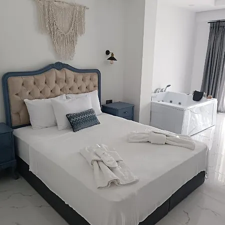 Minos Alacati * Cesme