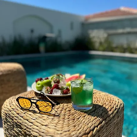 Minos Alacati * Cesme